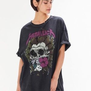 Metallica Oversized Graphic Tee - Washed Black and Purple with Skull and Flowers